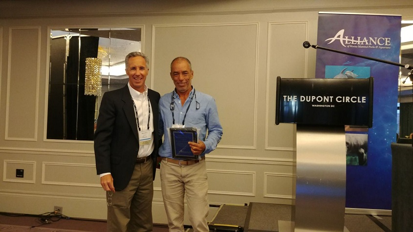 HÃBITATS DE DOLPHIN DISCOVERY RECIBEN CERTIFICACIÕN INTERNACIONAL DE LA ALIANZA DE PARQUES Y ACUARIOS DE MAMĨFEROS MARINOS